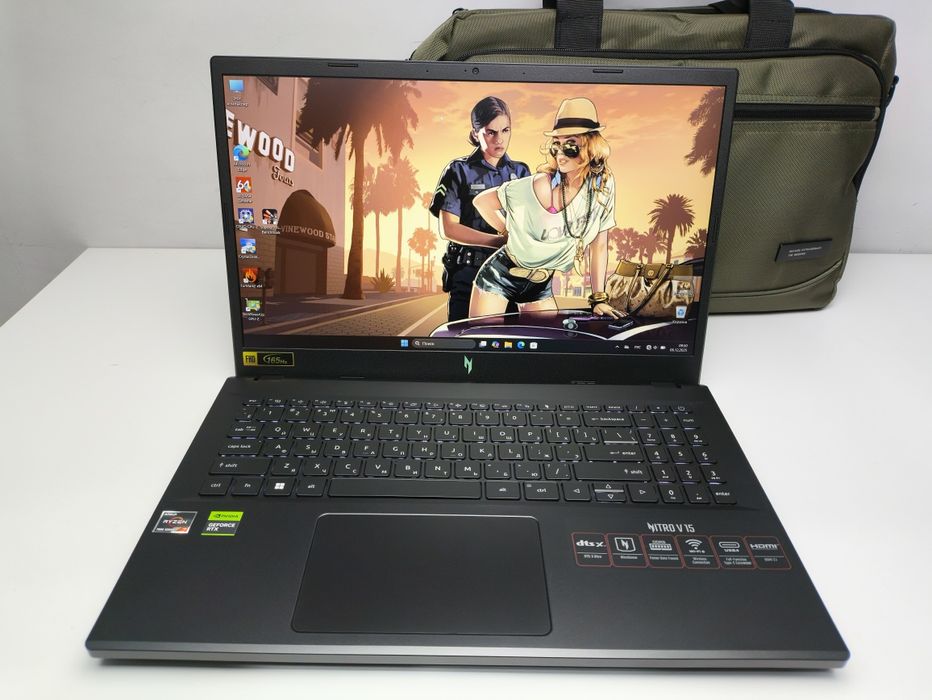Мощный игровой ноутбук Acer Nitro V15 (Ryzen 7 7735HS/RTX 3050 6GB)