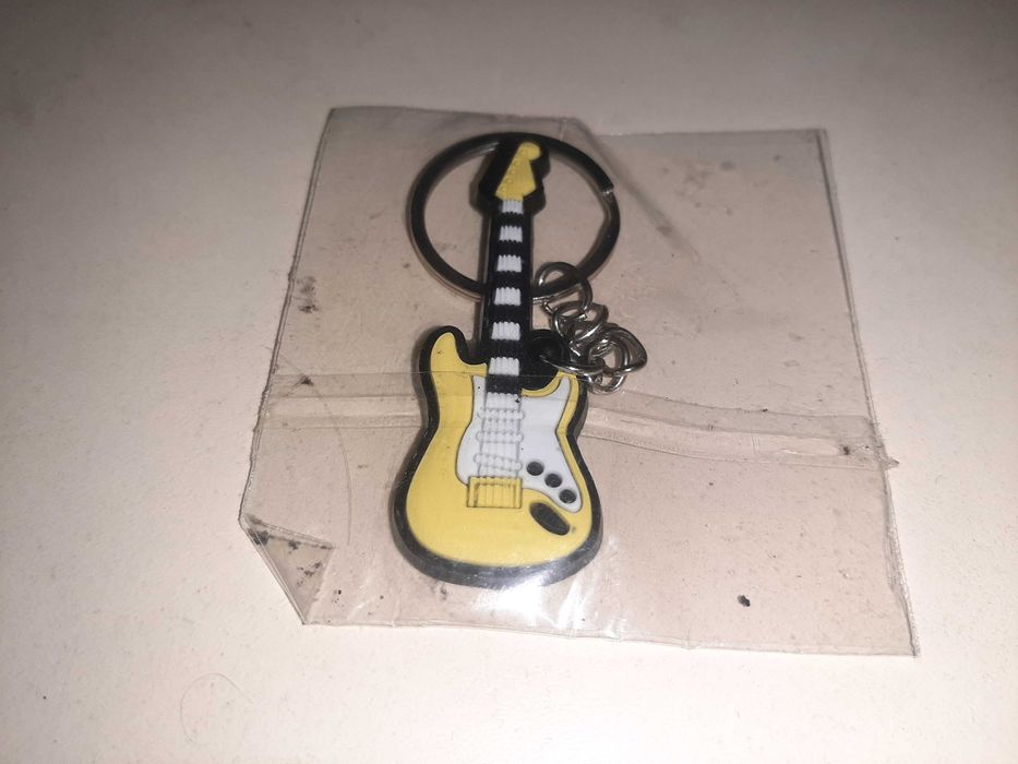 Продам силиконовые брелки для ключей.