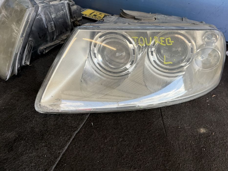 Фарове фар VW Touareg Xenon Valeo оборудван ксенон