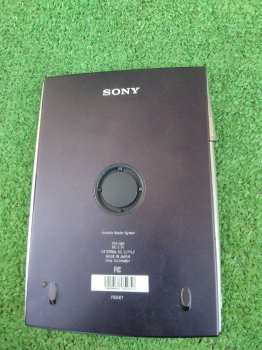 Ebook reader Sony PRS 500 pentru piese