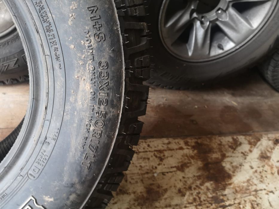 Баллон на запаску  Mickey Thompson 33/12,5R17