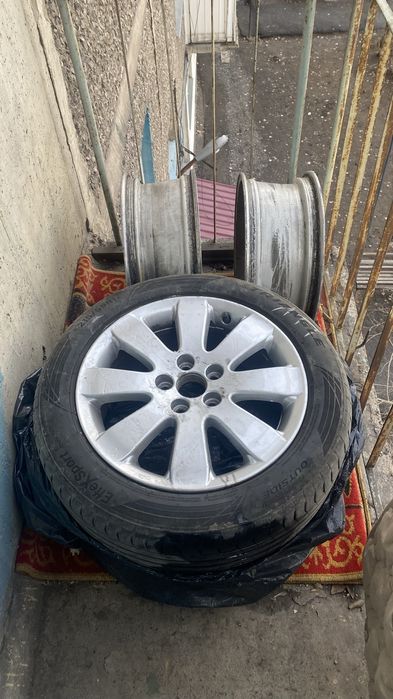 продается диски 17 размера комплект 4 штук