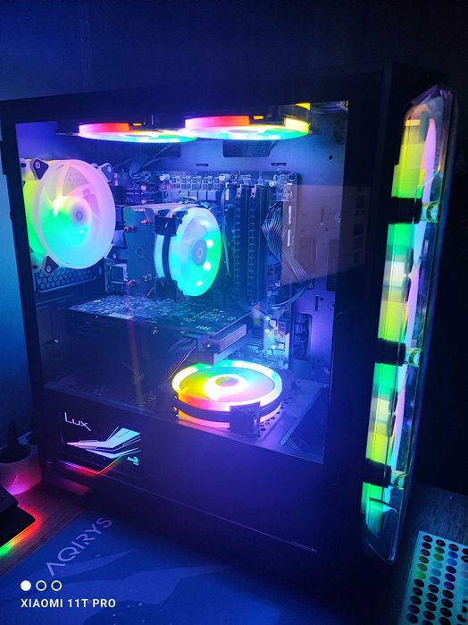 Vand pc Intel i5 12400f,AMD Radeon rx6600,RAM ddr4 16 gb