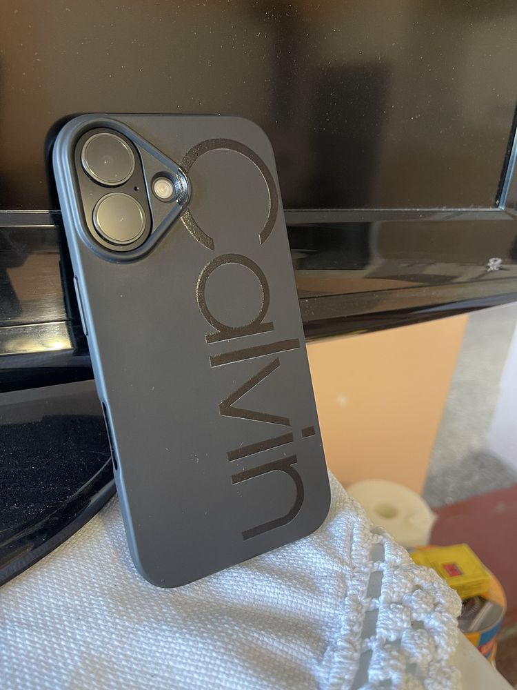Iphone 16-128gb 100% Живот на Батерията