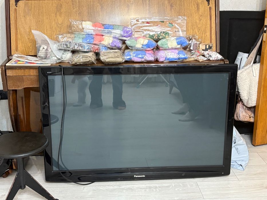 Продам телевизор