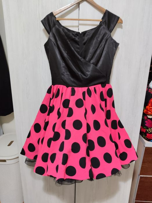 Вечерний платье очень хороший качестве