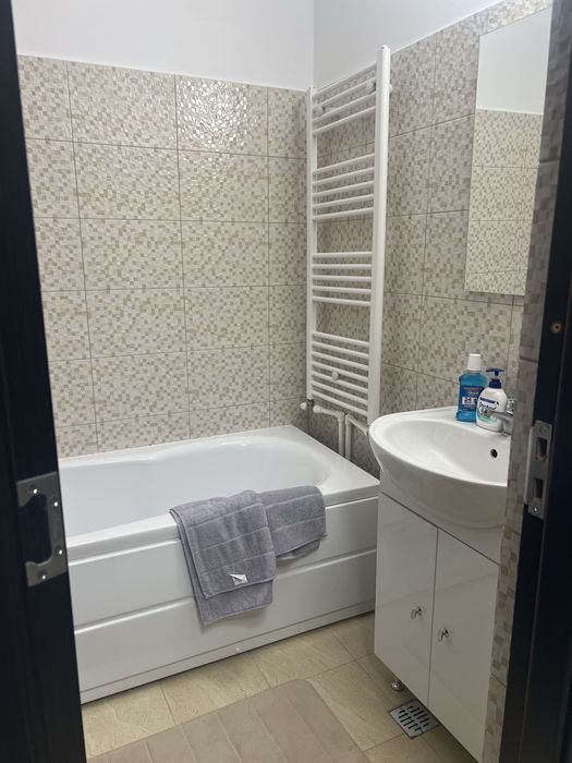 Garsoniera mobilata complet Et 1