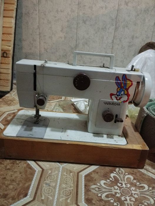 Швейная машинка Чайка 134А
