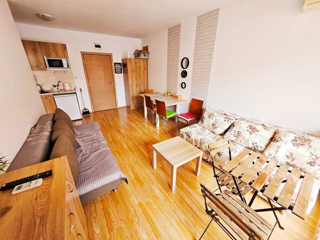Продава се Двустаен апартамент в к.к. Слънчев бряг - 57 кв.м за 858 €/кв.м - Снимка #2