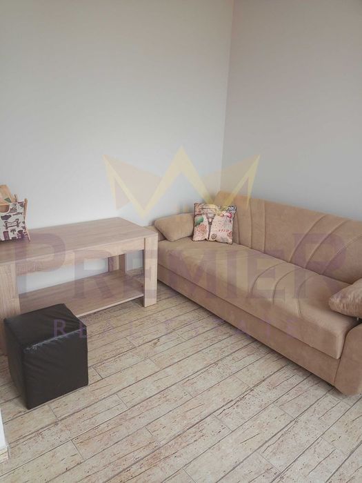 ДВУСТАЕН апартамент кв. Галата.