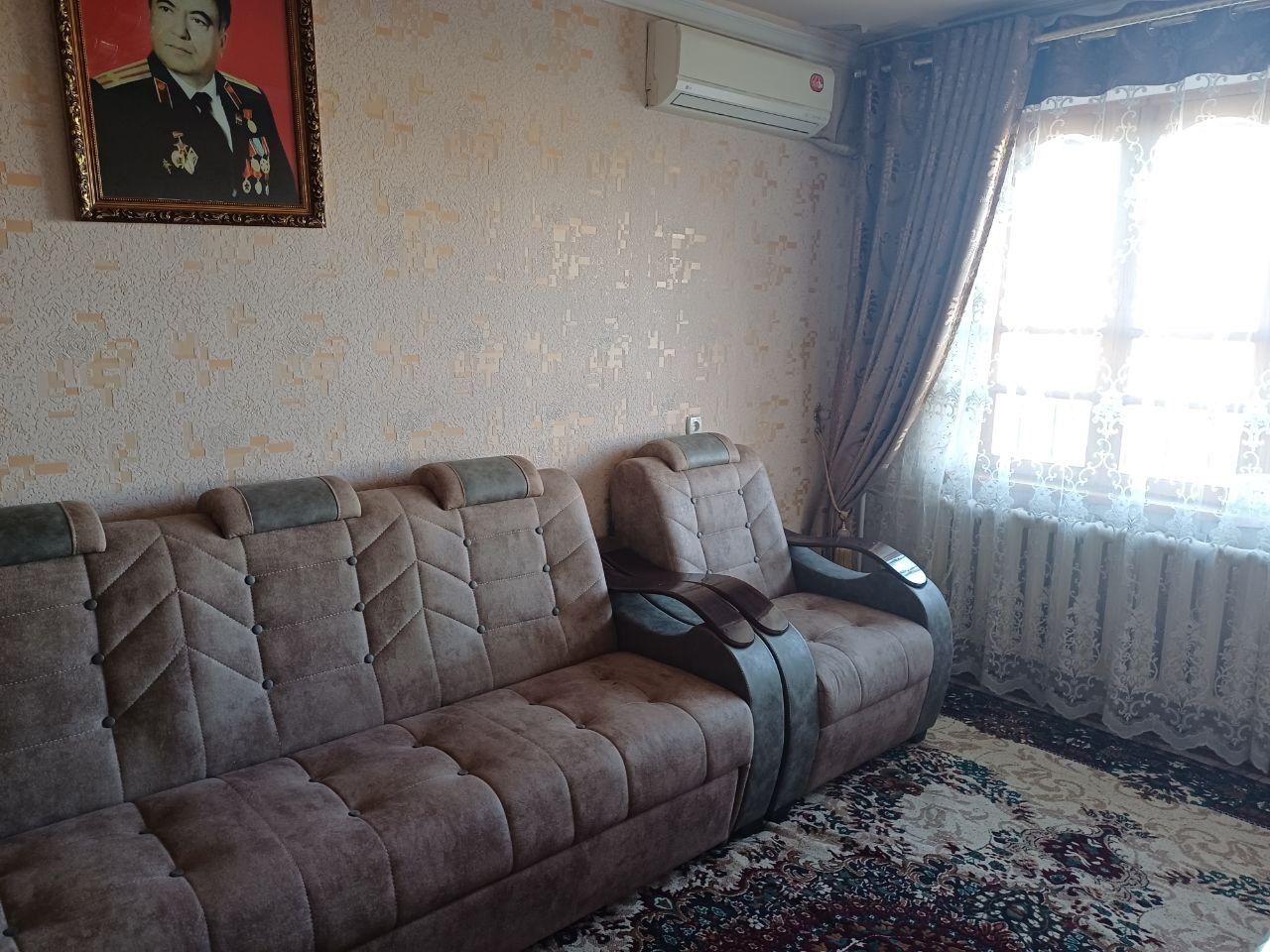 Продаётся  3х комнатная квартира