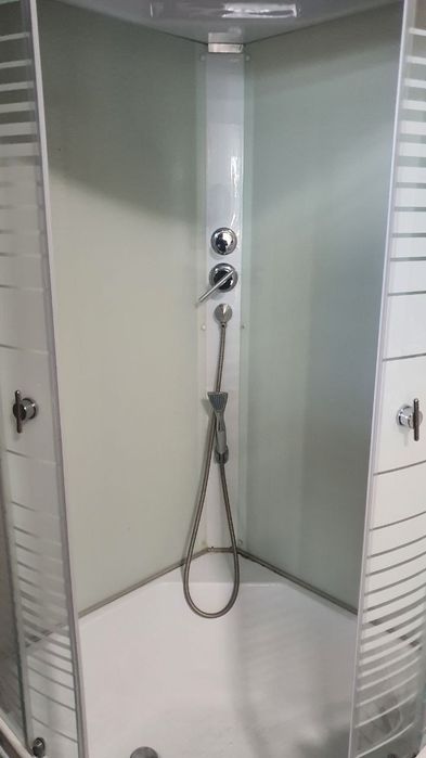 Dushavoy kabina holat yahshi