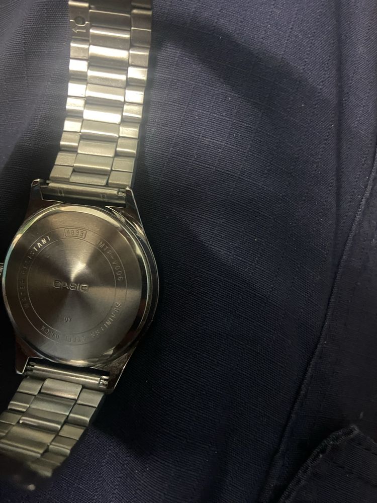 Часовник Casio