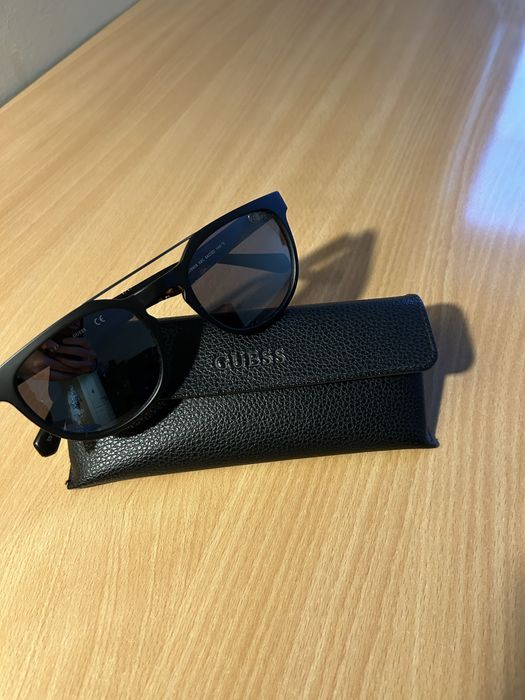 Слънчеви очила Guess