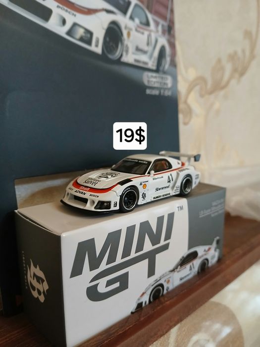 hot wheels mini gt