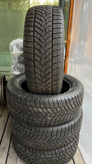 Шины зимние 255/55/19
