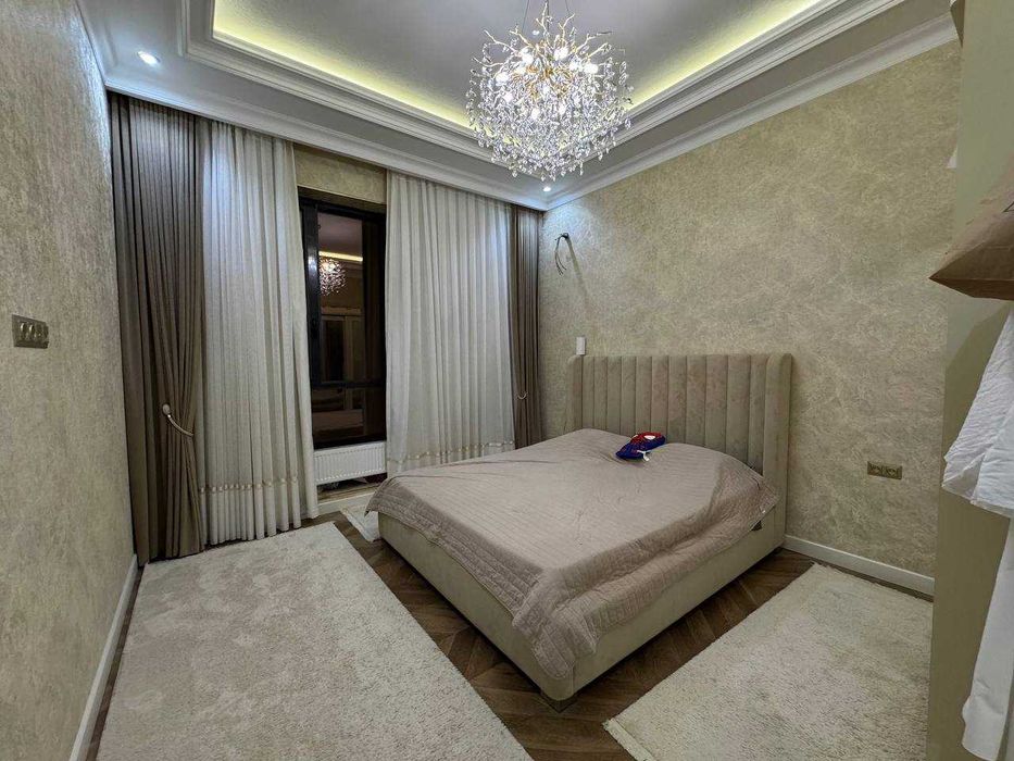 Участка сотилади. Хувайдо (Шайхонтохур тумани) 
7,5 сотих 6 хона