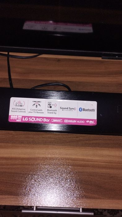 Vând soundbar Lg