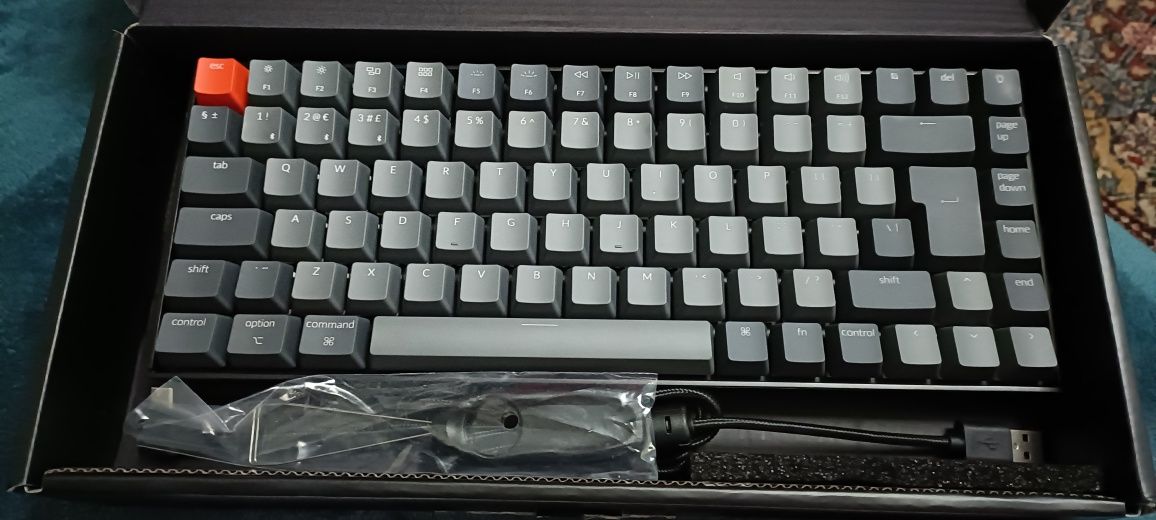 Tastatura mecanica keychrone 2