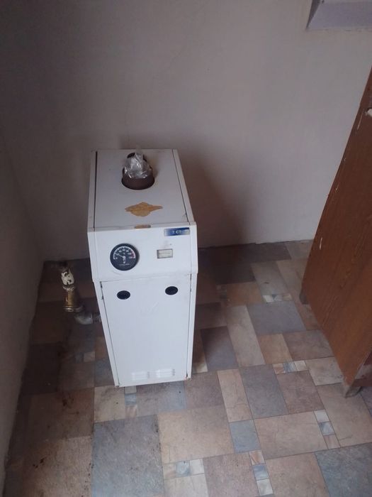 Продам газовую печь б/у
