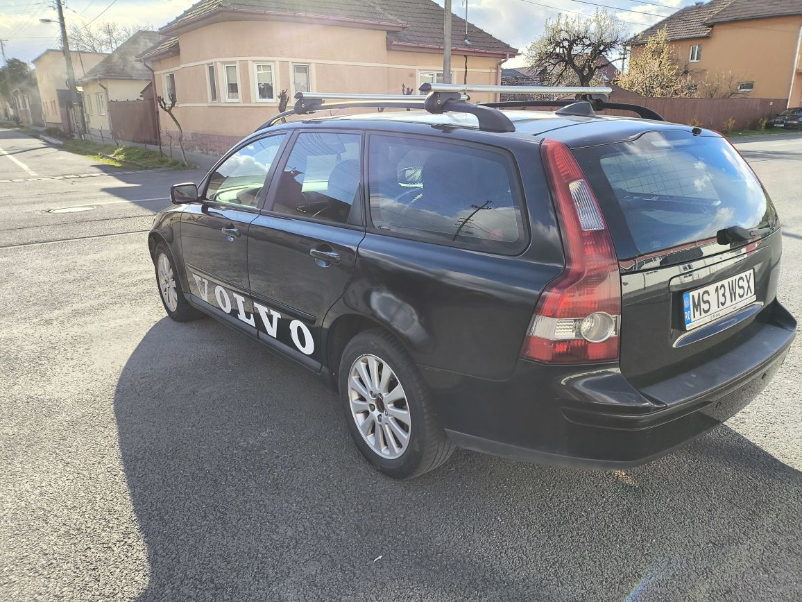 Volvo V50   2.0D