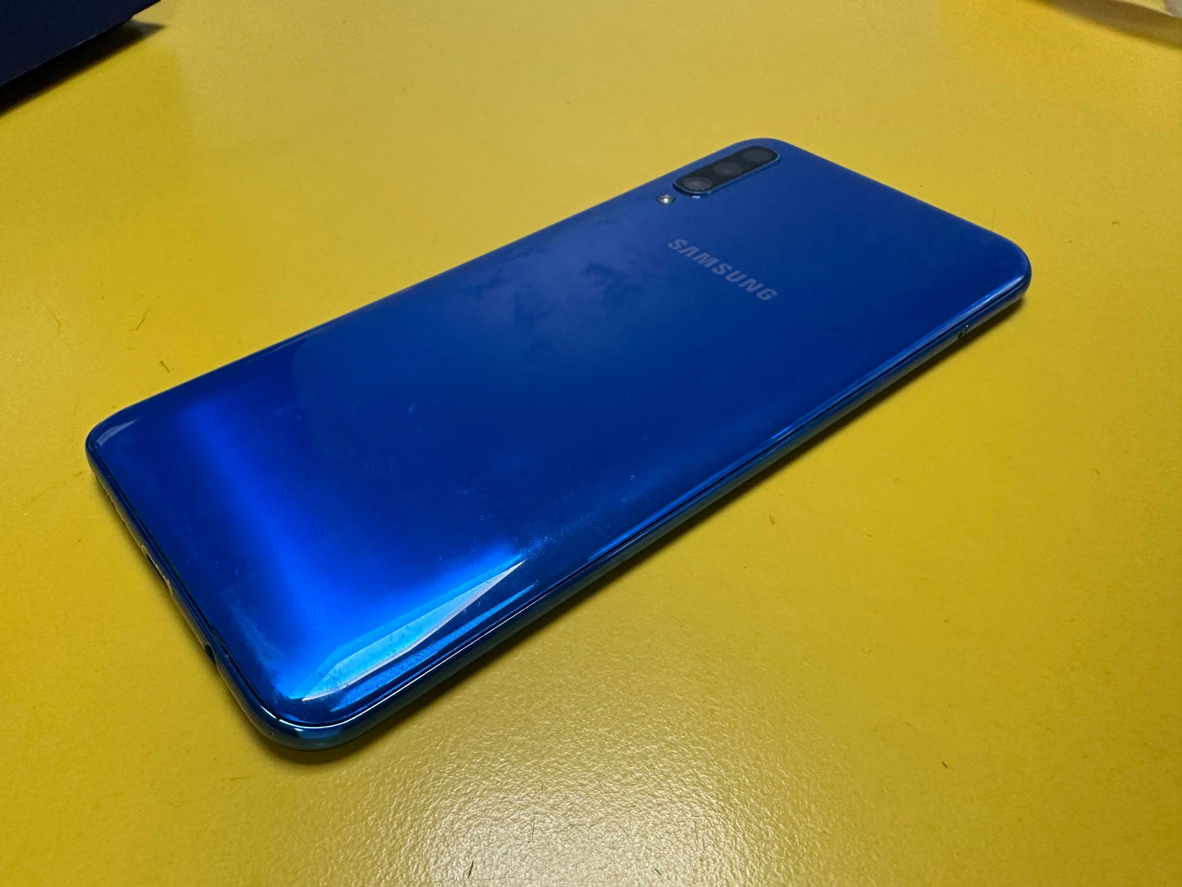 Смартфон Samsung Galaxy A50 128GB 4GB RAM