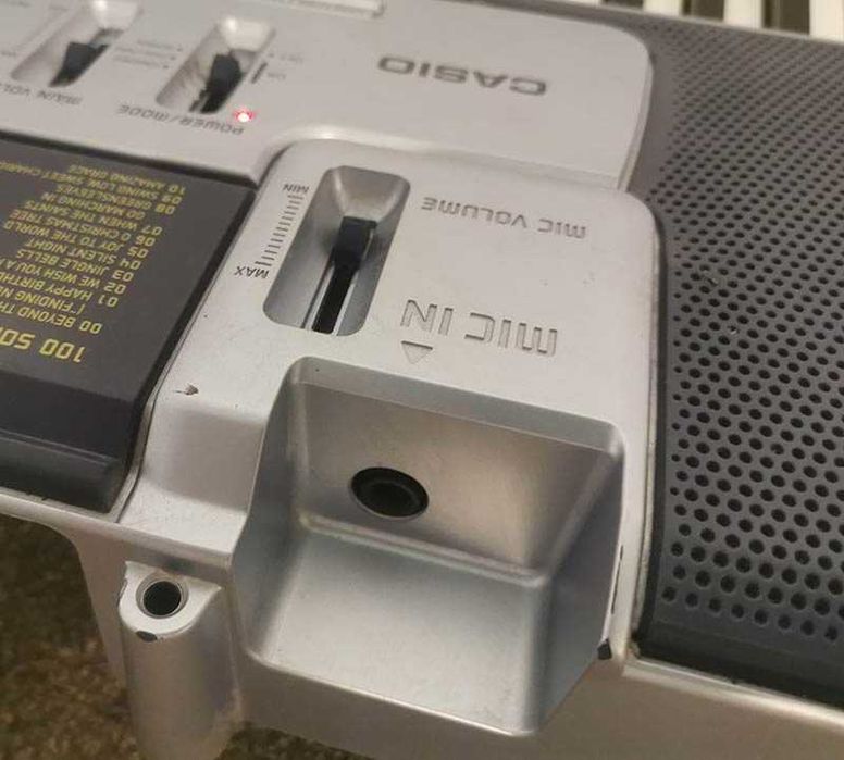 компютърна миди клавиатура CASIO LK-110 синтезатор с 5 октави