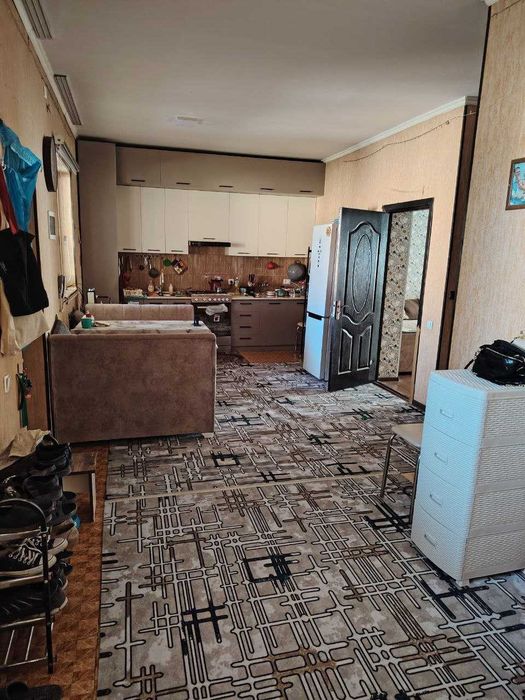 Участок.3.8 соток 3ком.Яшнабад рн.ул.Бойсунская.Дом новый.ц-101000у.е.