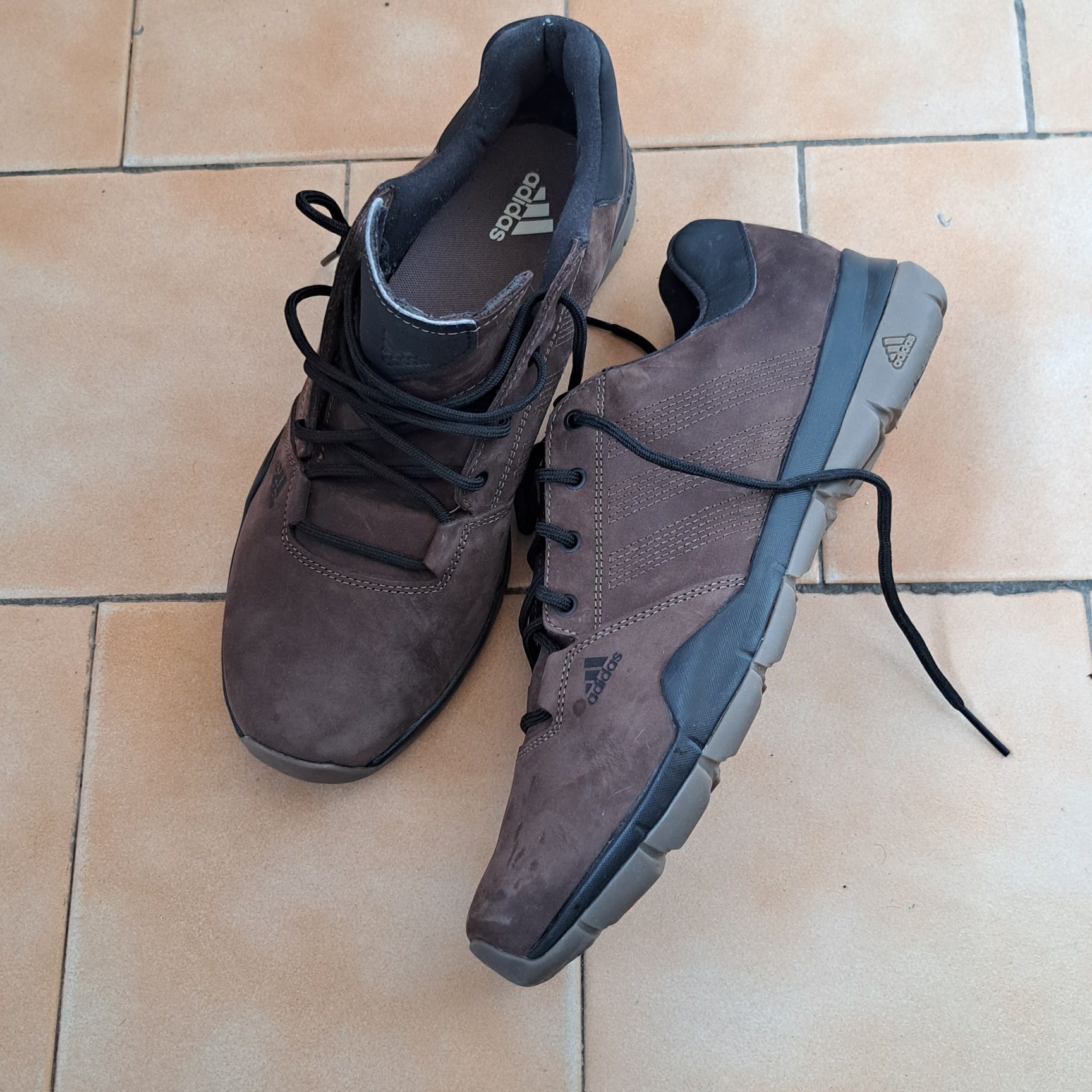 Adidas    мъжки спортни обувки