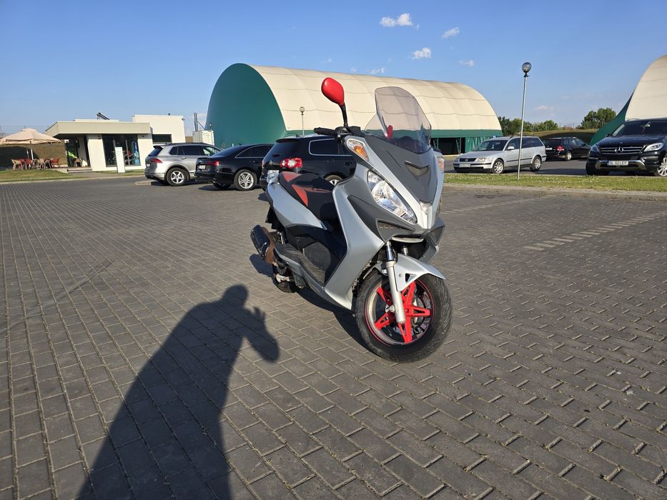 Scuter Malaguti Madison 125cmc, inmatriculat RO