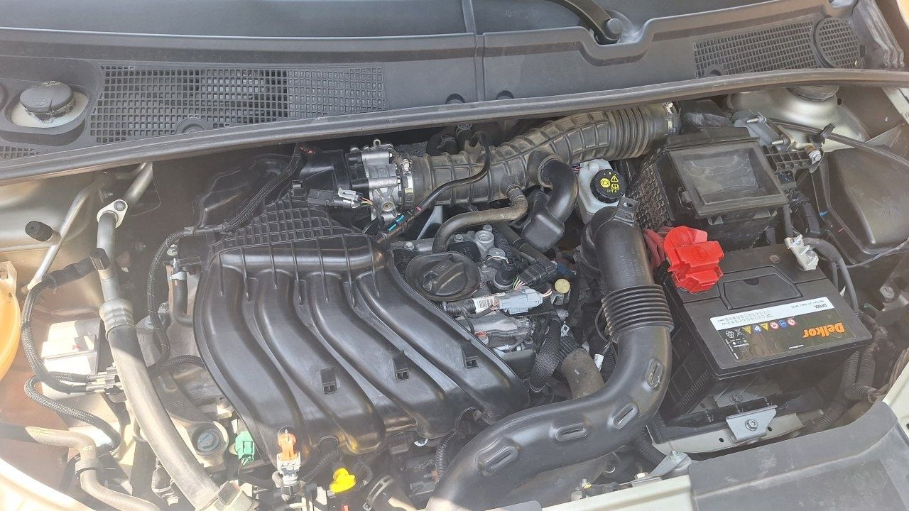 Срочно продаётся автомобиль Lada XRay Cross