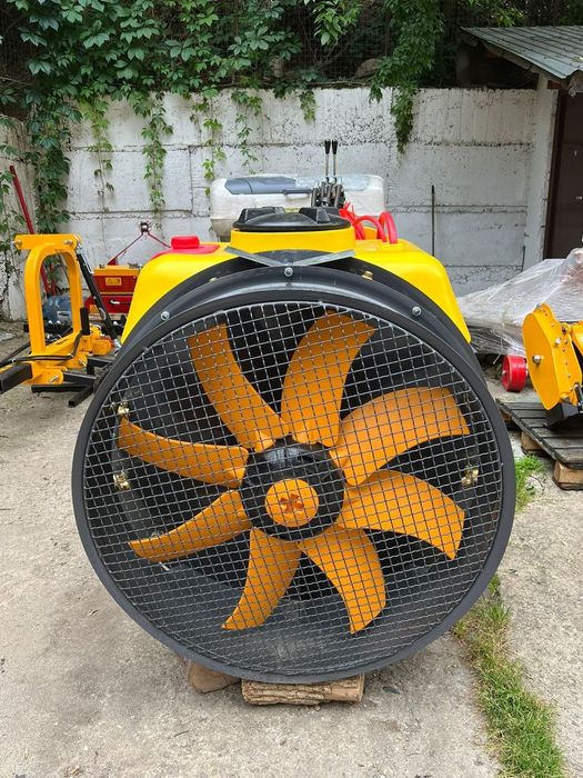 Atomizor/Stropitoare cu ventilator BATA Model AR200 Atomizor/Stropitoare cu ventilator BATA, Model AR200