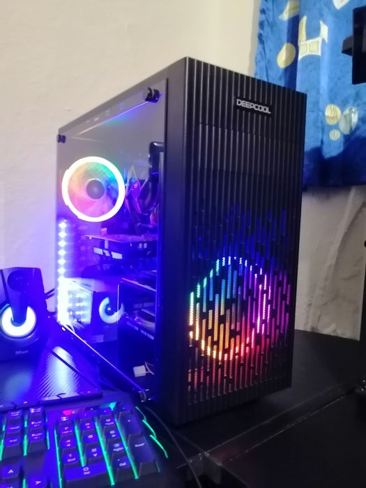 Геймърски XFX Radeon RX 560D 4GB