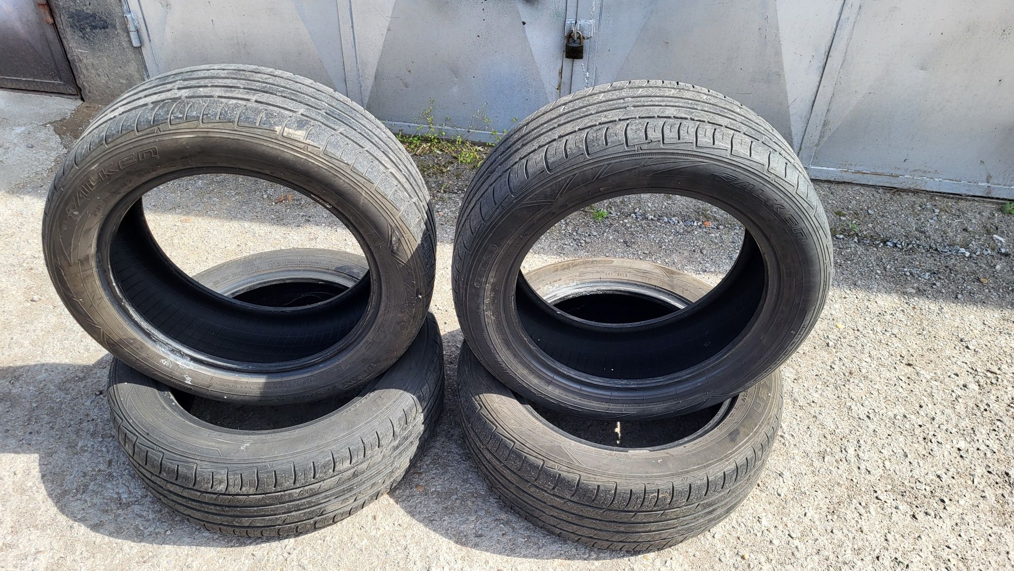 4 бр. летни гуми Falken 215/55 R17