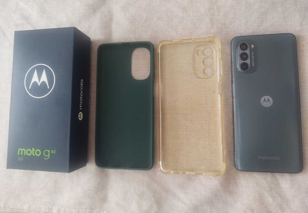 MOTOROLA G62 5G - като нова  - 100% състояние (+2x калъф)