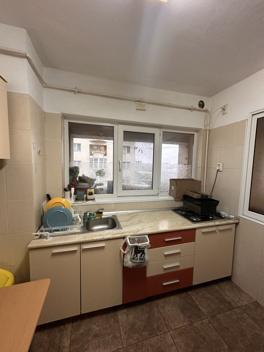 PF-Inchiriez apartament 2 camere- Canta, Iasi