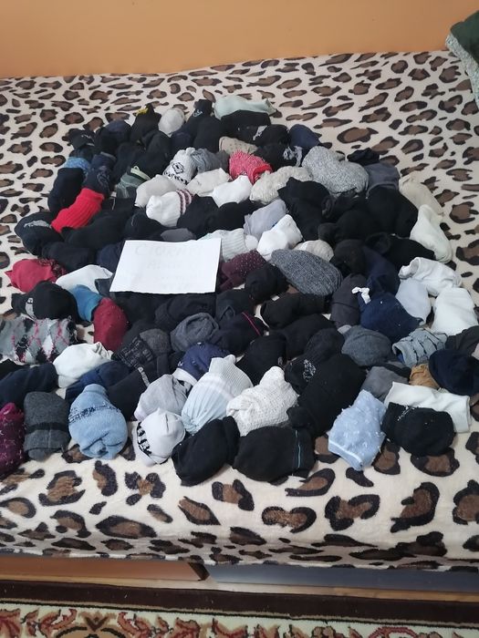 Ciorapi pentru adulți : 100 perechi