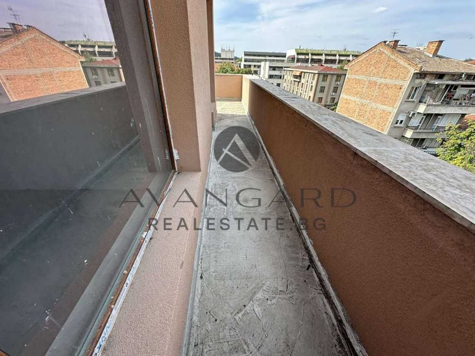 Продава се Тристаен апартамент в Пловдив, Център - 99 кв.м за 1958 €/кв.м - Снимка #6