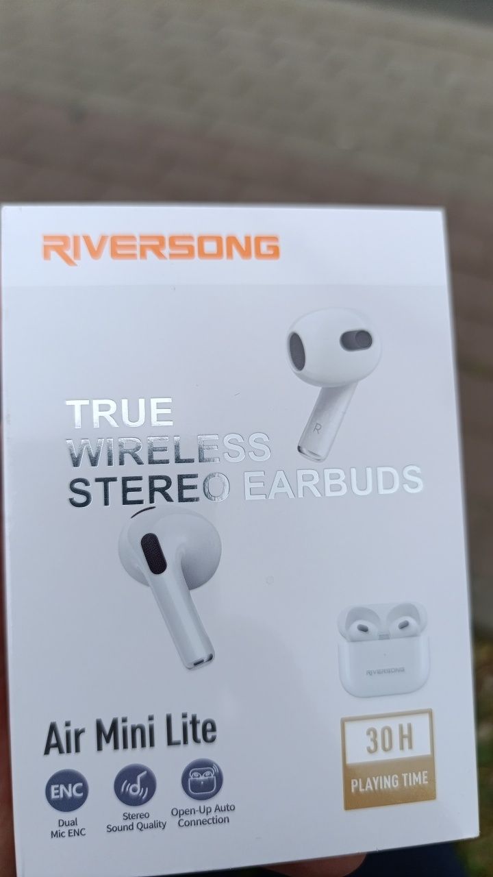 Casti wireless Riversong noi sigilate