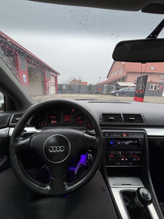 Vând audi a4 b6 1.9
