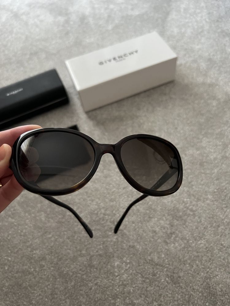 Ochelari de soare Givenchy