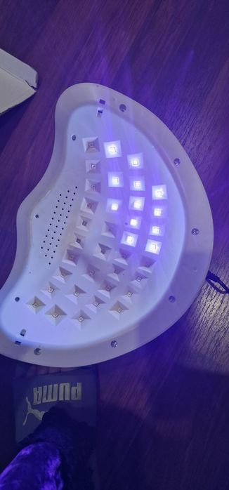 Продам LED лампу для маникюра