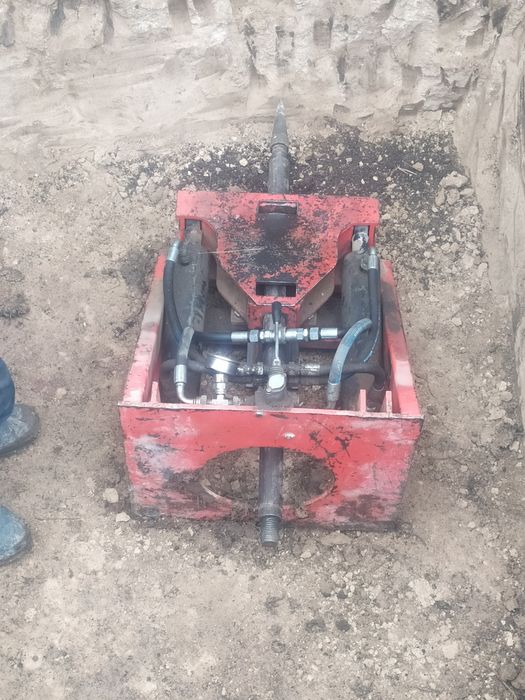 Крот Гнб. Горизонтальное бурение. Прокол под дорогой.Прокладка труб