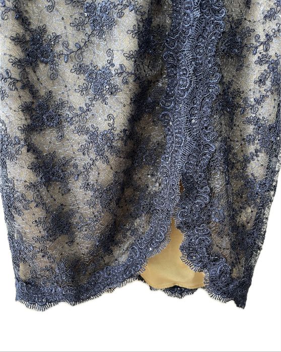 Rochie din dantelă și paiete - FĂRĂ DEFECTE, purtată o data, mărimea L