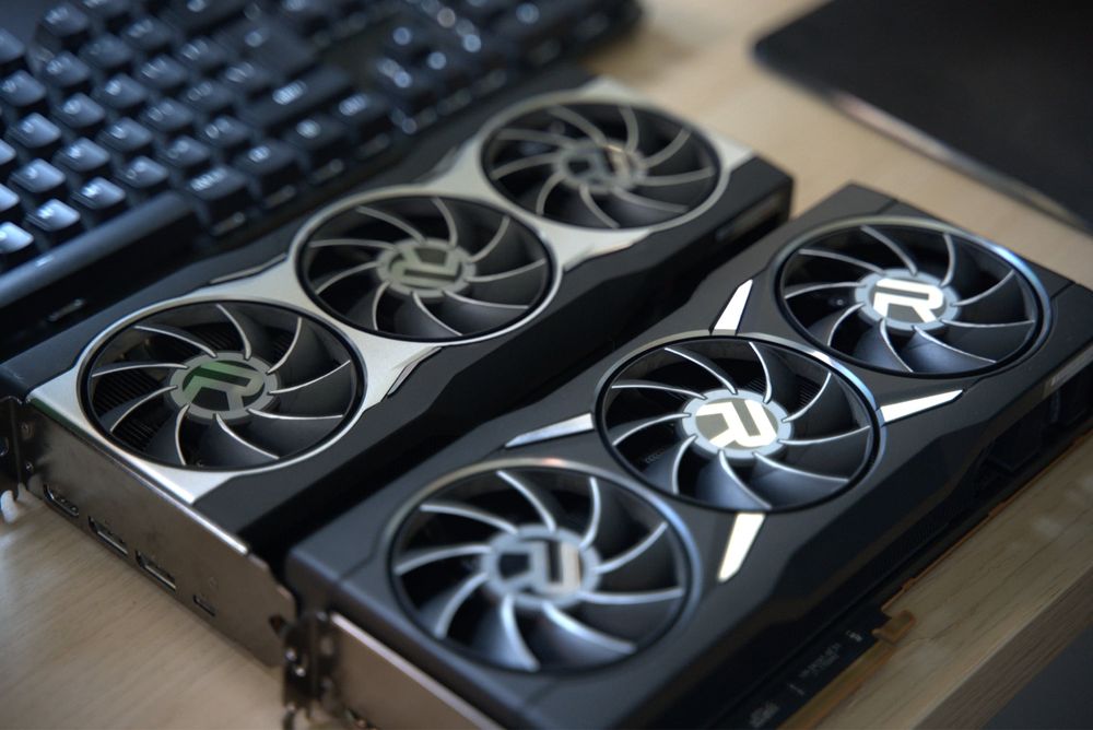 Гейминг/Работен Компютър Ryzen 5 5600X, AMD RX 6800, 32GB RAM, M.2 SSD