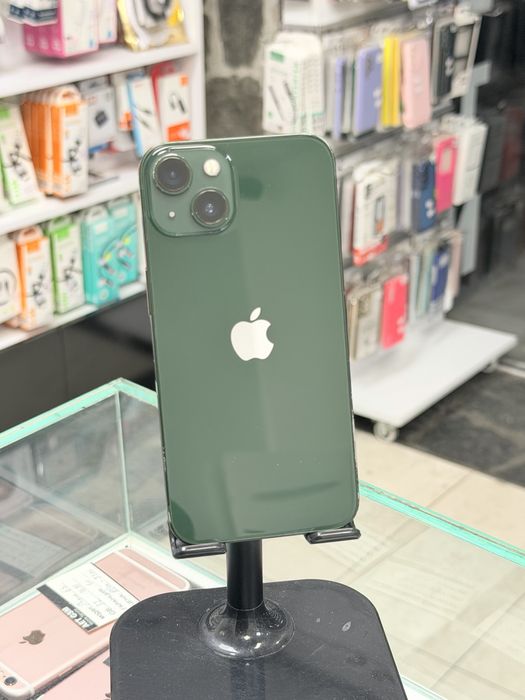 Apple iPhone 13 128GB Green