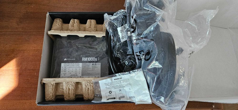 Продам новый блок питания Corsair RM1000x 1000W 80+ Gold