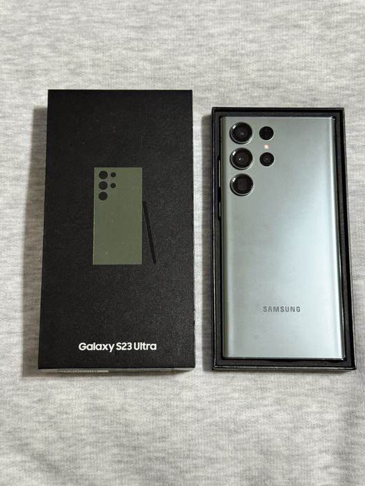 Samsung S23 Ultra 256 gb Ram 12 5G срочно