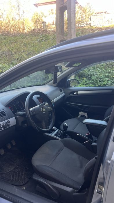De vanzare Opel astra h1.6