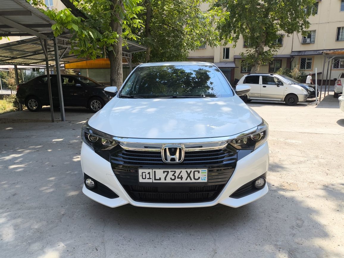 Deyarli yangi holatdagi Honda Crider 2023 propan ballon bilan sotiladi